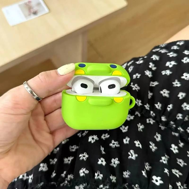 Tamagotchi™ - AirPods Case