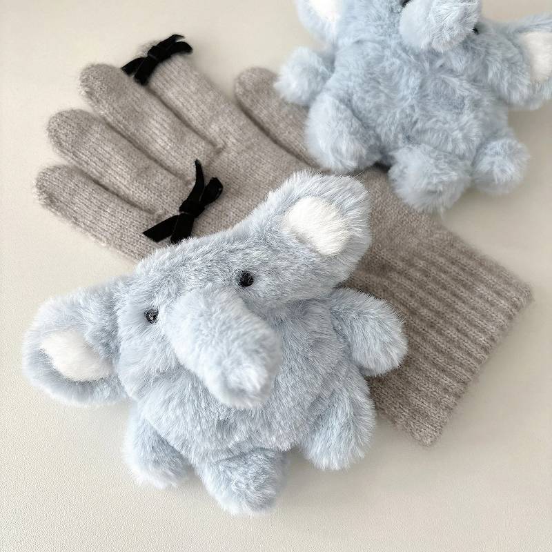 Dumbo Plush™ - AirPods Case