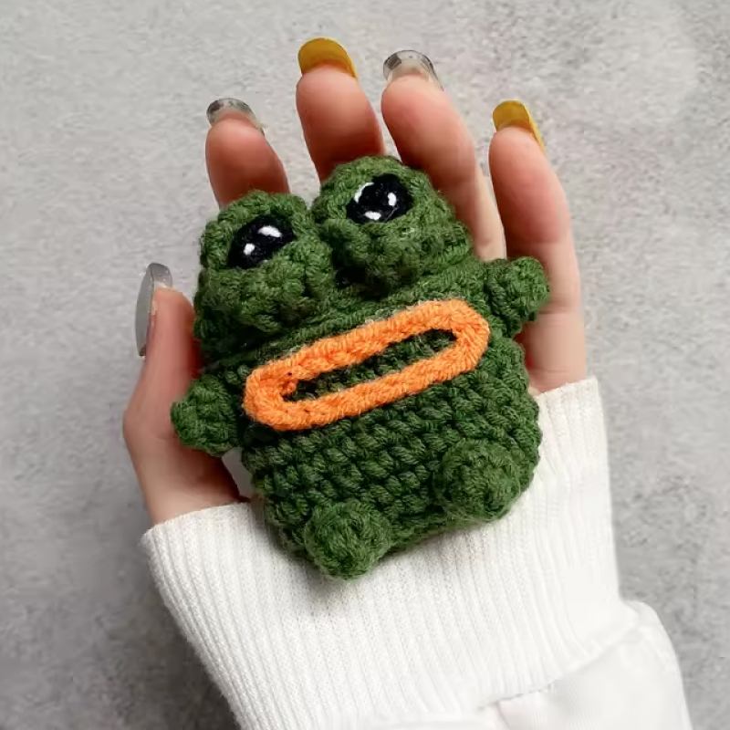 Handmade Knitting Frog™ - AirPods Case