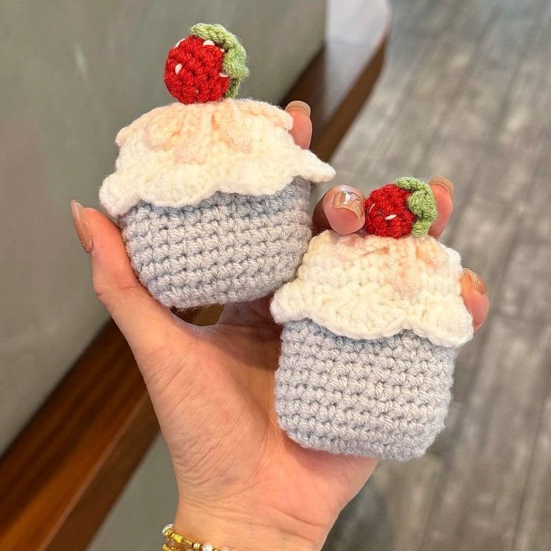Handmade Knitting Cake™ - AirPods Case