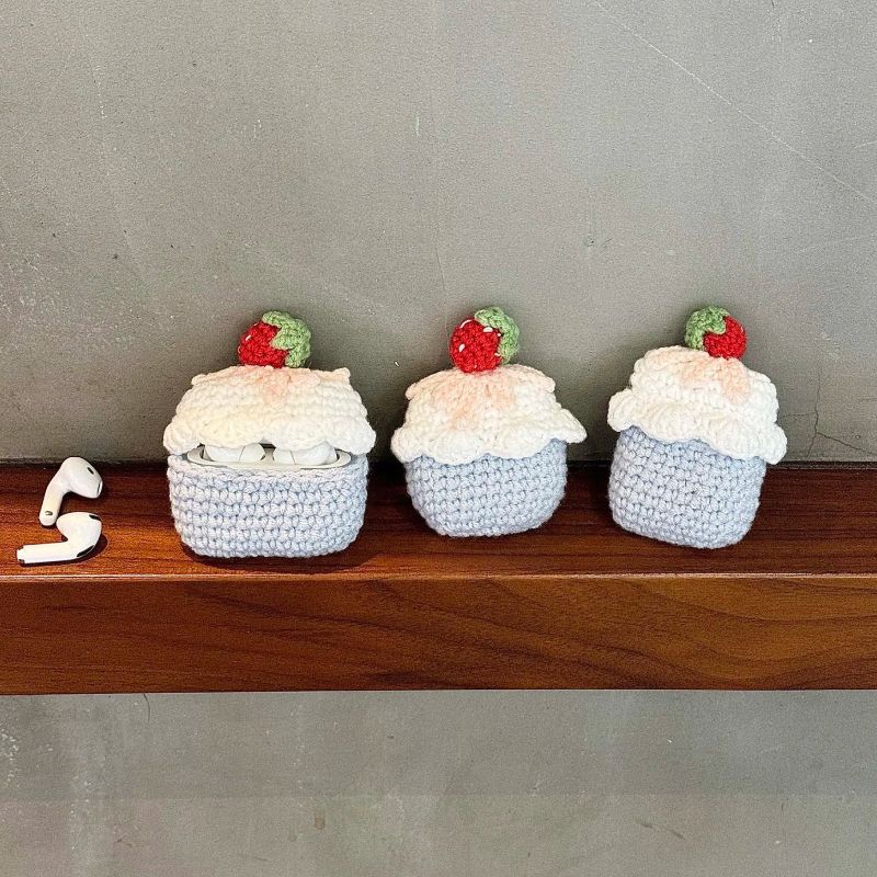 Handmade Knitting Cake™ - AirPods Case