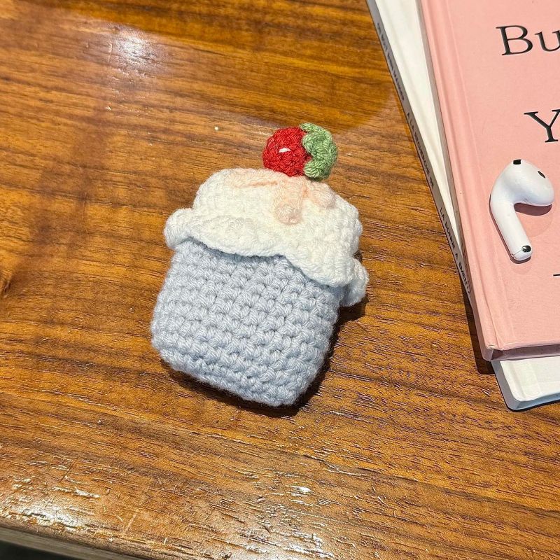 Handmade Knitting Cake™ - AirPods Case
