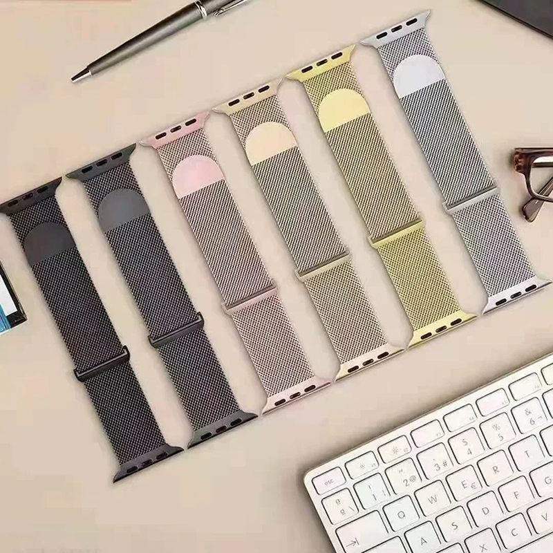 Magnetic Mesh - Apple Watch Band