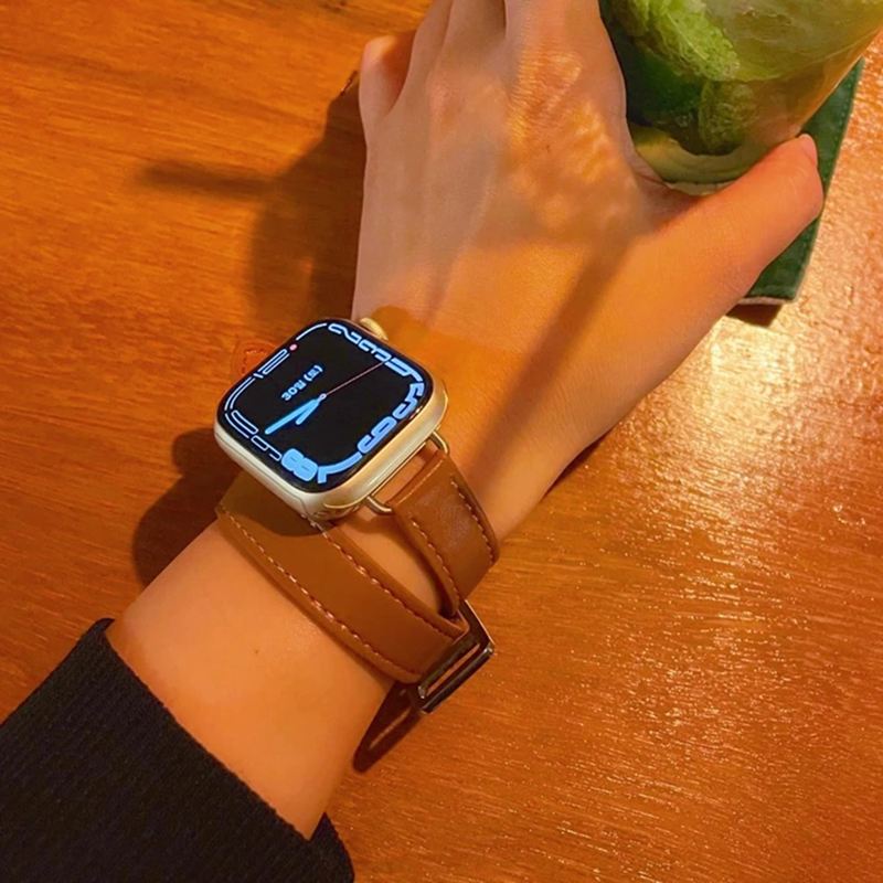 Classic Leather™ - Apple Watch Band
