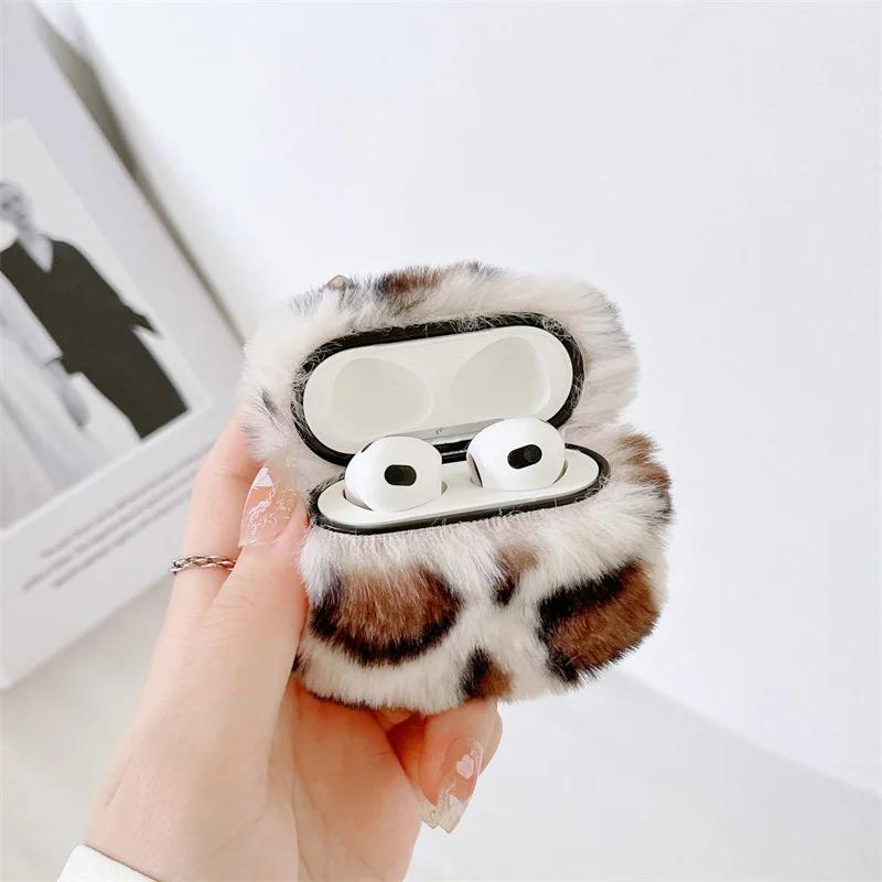 Rabbit Ear™ - AirPods Case