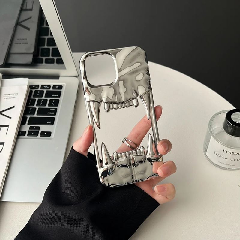 Tiger's Teeth™ - iPhone Case