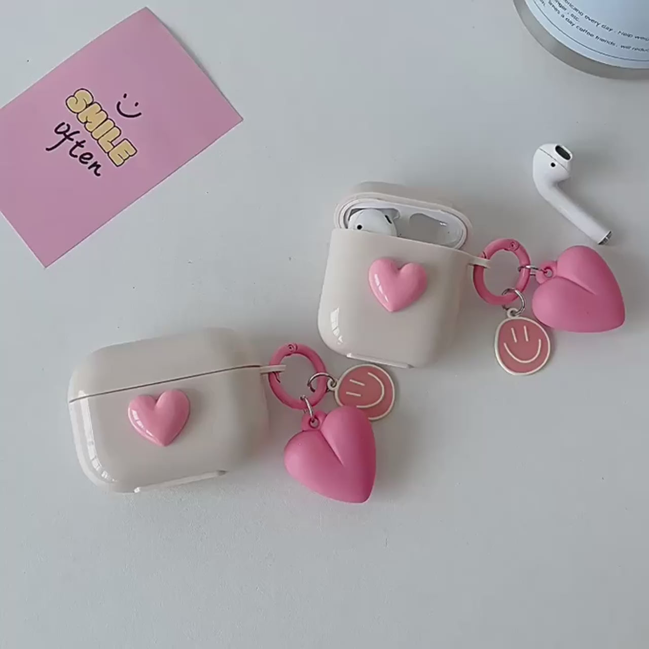 Load video: Lovely Pink Heart™ - AirPods Case