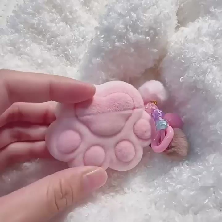 Load video: Cat Paw Plush™ - AirPods Case